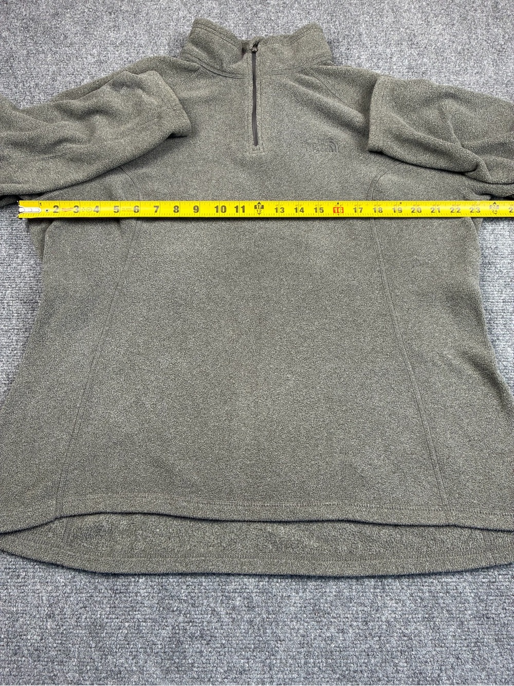 The North Face Women's Quarter-Zip Fleece Pullover - Picture 6 of 14
